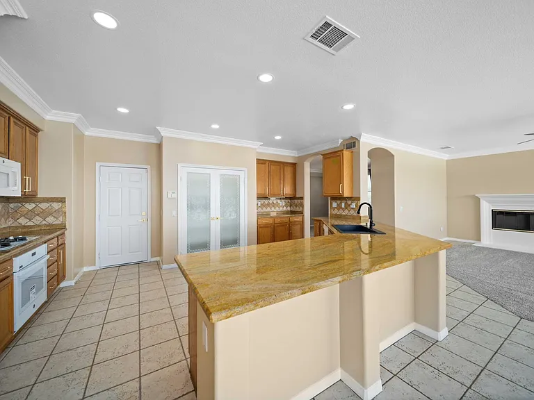 3121 Club Rancho Dr — Photo 16