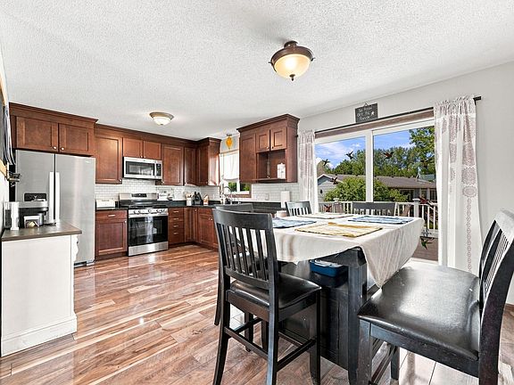 2nd image of 2201 Kessler Ln