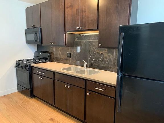 2nd image of 630 N Lorel Ave #2