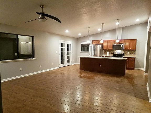 Kitchen and breakfast nook
