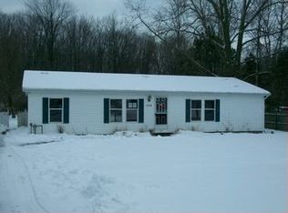 174 Pickford Rd, Smiths Creek, MI 48074