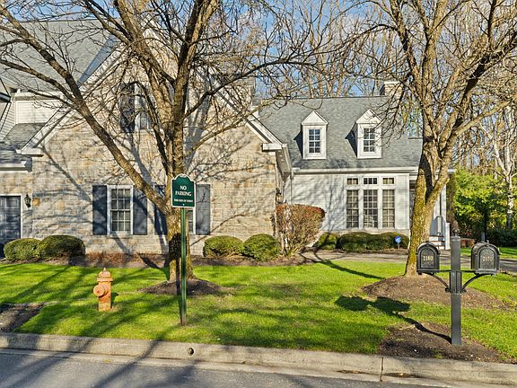 3rd image of 2170 Lane Woods Dr