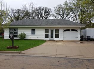 904 23rd Ave SW, Austin, MN 55912