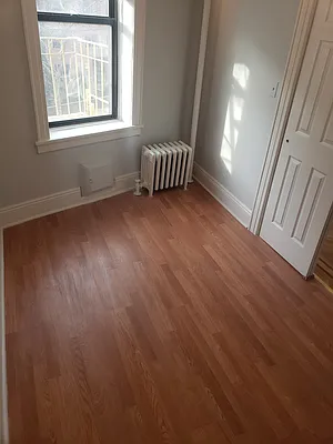 Rented by Metro Garden Realty NYC | media 23