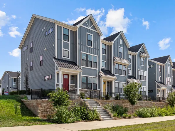 16523 Yellowwood Dr, Chesterfield, MO 63005