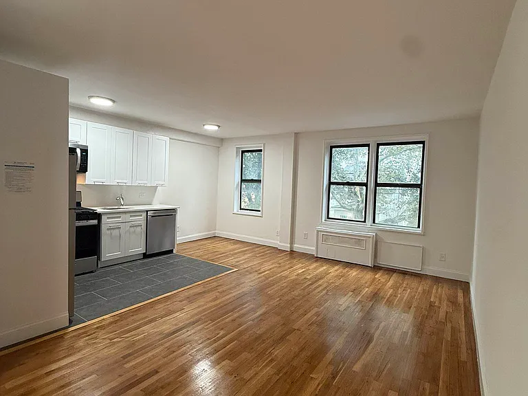 1725 Edison Ave #2A — Photo 3