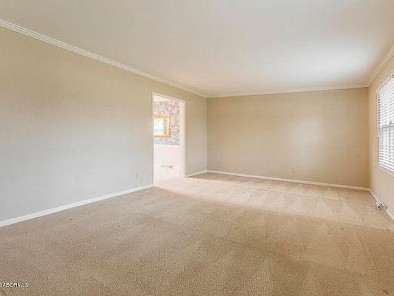 2nd image of 403 Oak Valley Ct