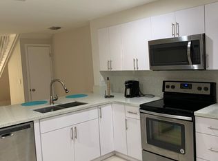 (Undisclosed Address), Fort Lauderdale, FL 33327