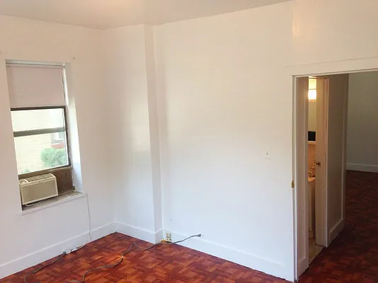 Rented by Bohemia Realty Group | media 12