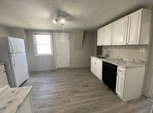 64 Arnold St #A, Quincy, MA 02169