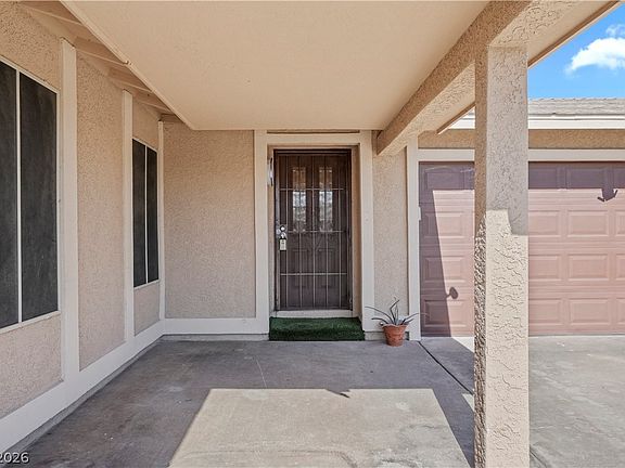 4th image of 428 Box Elder Way