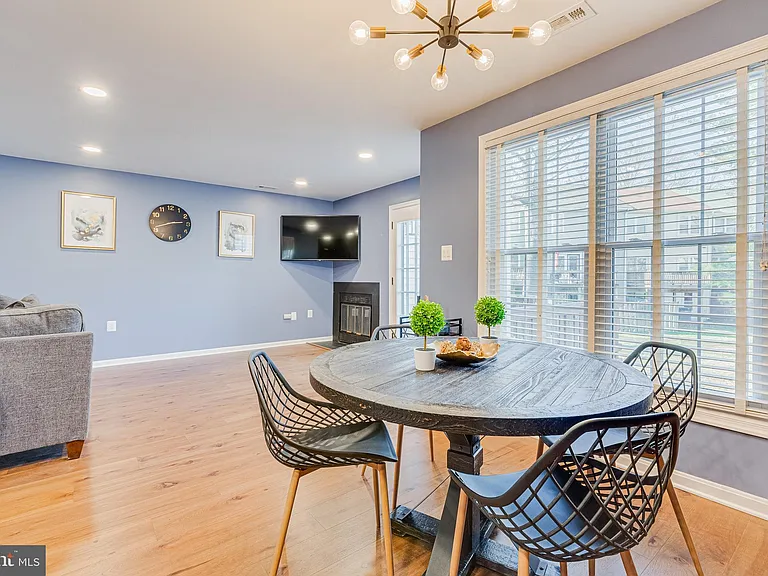 9180 Emersons Reach — Photo 10