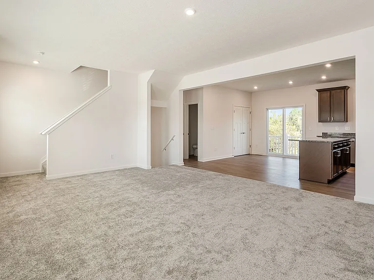 120 Red Willow Dr — Photo 11