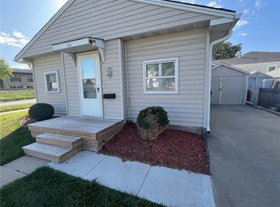 101 Prairie St, Pella, IA 50219