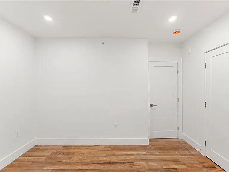 6 Gen Devine Way #2 — Photo 15