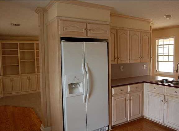 5th image of 1164 Hebert Ln