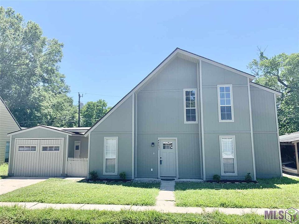 1st image of 44031 Lake Village Dr