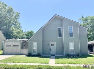 44031 Lake Village Dr, Prairieville, LA 70769