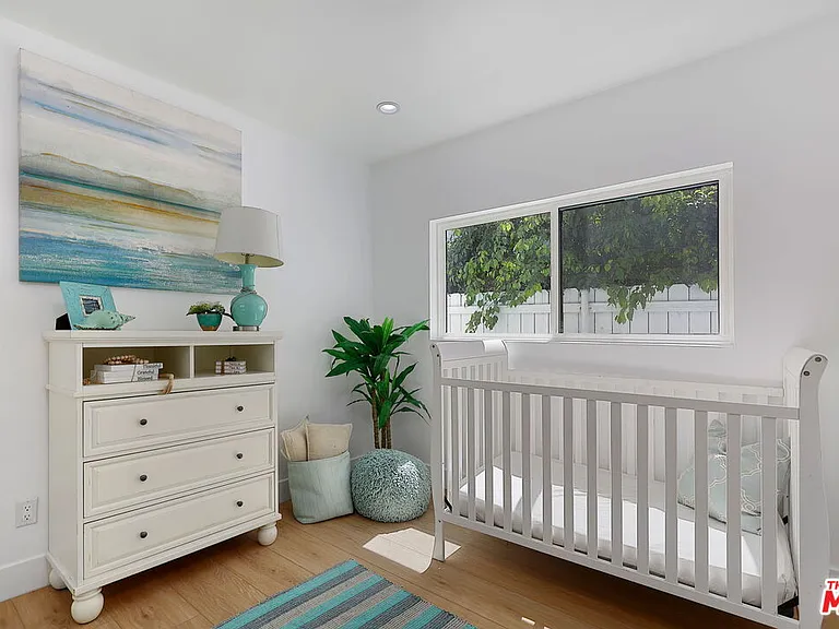 22054 Avenue San Luis — Photo 16