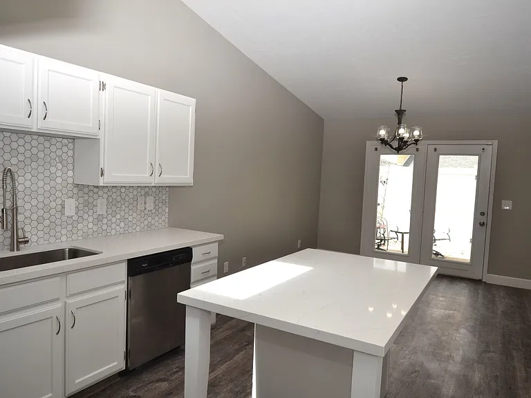 4785 W Old Church Ct — Photo 3