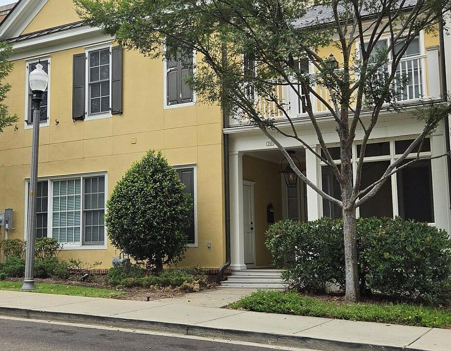 1st image of 710 Manship St