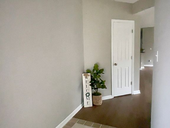 4th image of 5828 Oberlies Way
