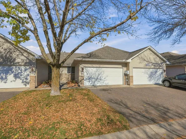 5514 Nathan Ln N APT 4, Plymouth, MN 55442