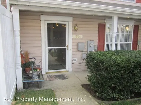 1814 Watch House Cir, Severn, MD 21144