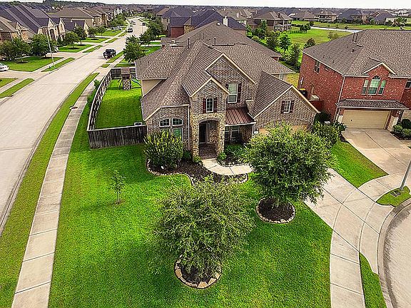 2nd image of 3715 Walker Falls Ln