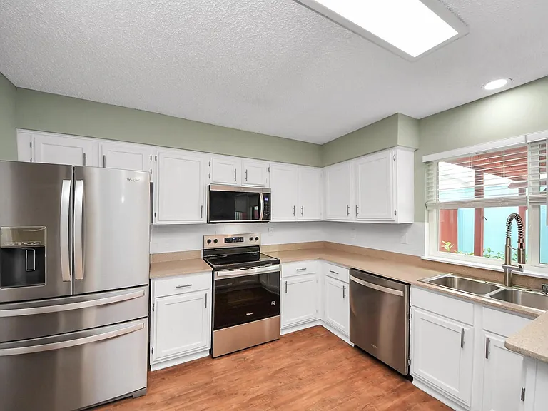 7508 Stewart Rd — Photo 11