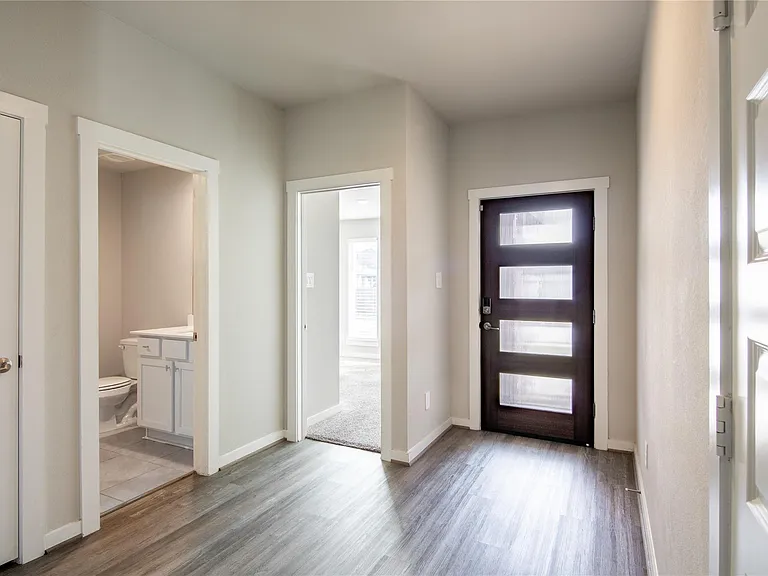 7226 Telford Hollow Trl — Photo 8