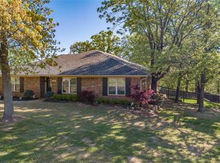 101 N Oak Ridge Dr E, Sand Springs, OK 74063