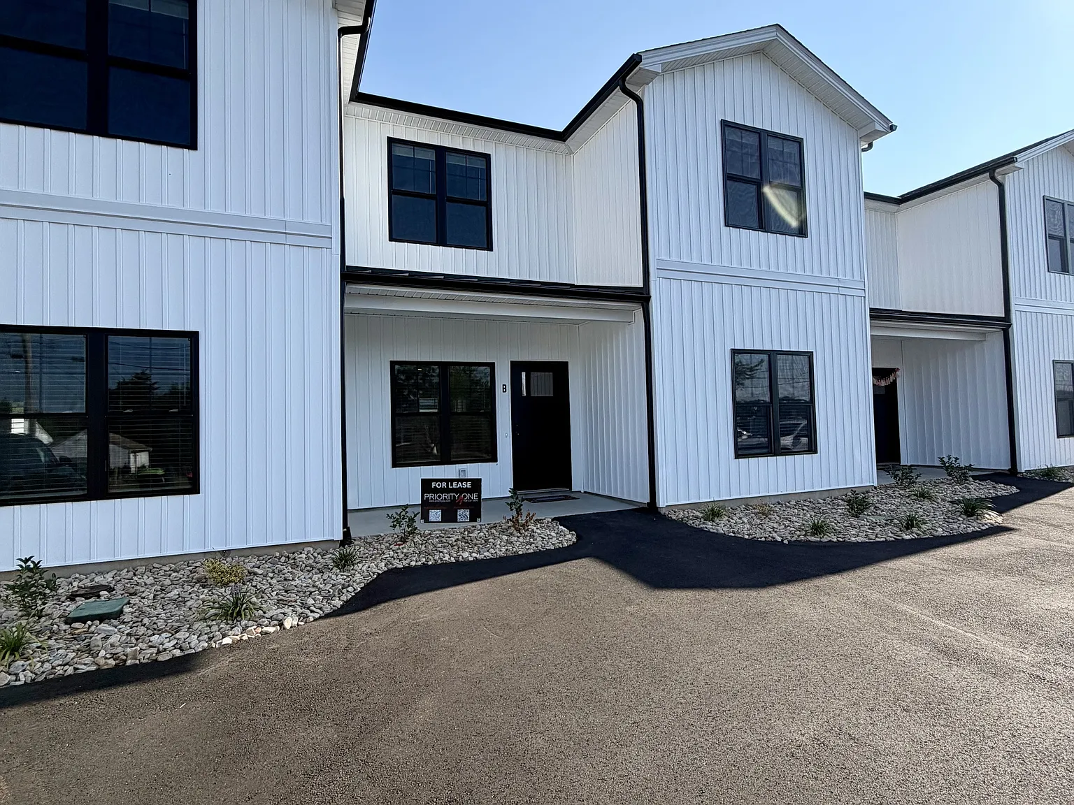 77 Shelor Dr — Photo 1