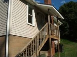 451 Merwin Rd, New Kensington, PA 15068