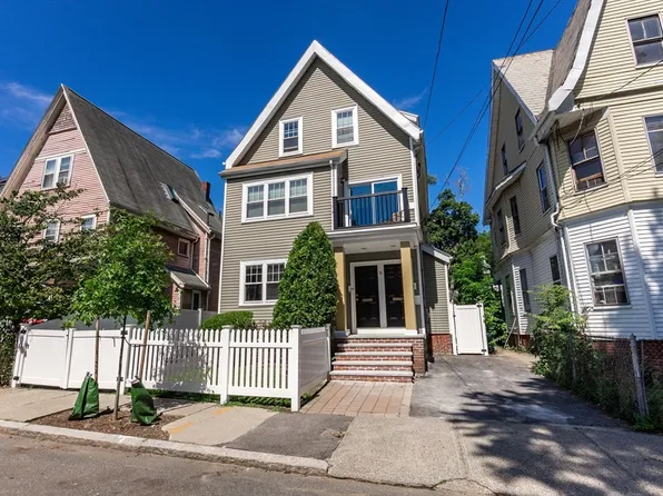 10 Tennyson St, Somerville, MA 02145