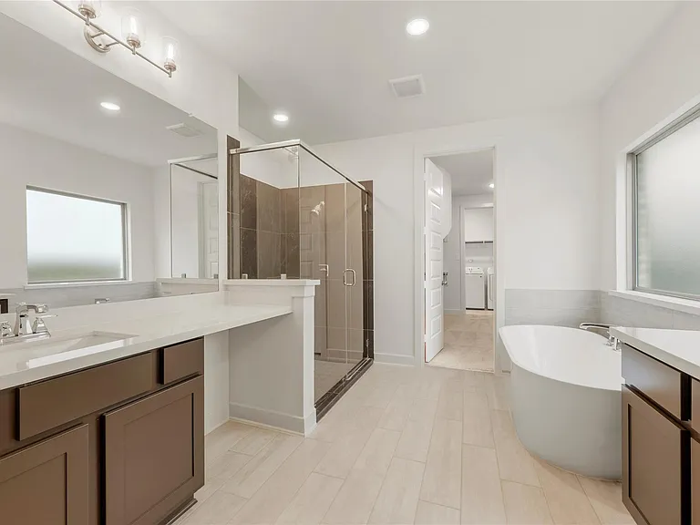 981 Cortez Creek Dr — Photo 4