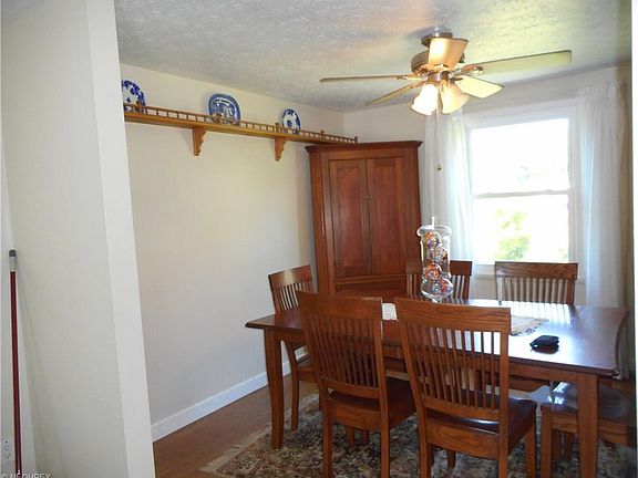 4th image of 1048 Deleone Dr