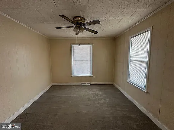 306 W Main St — Photo 3