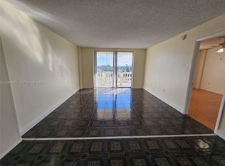 Parkway Towers, Miami, FL 33169
