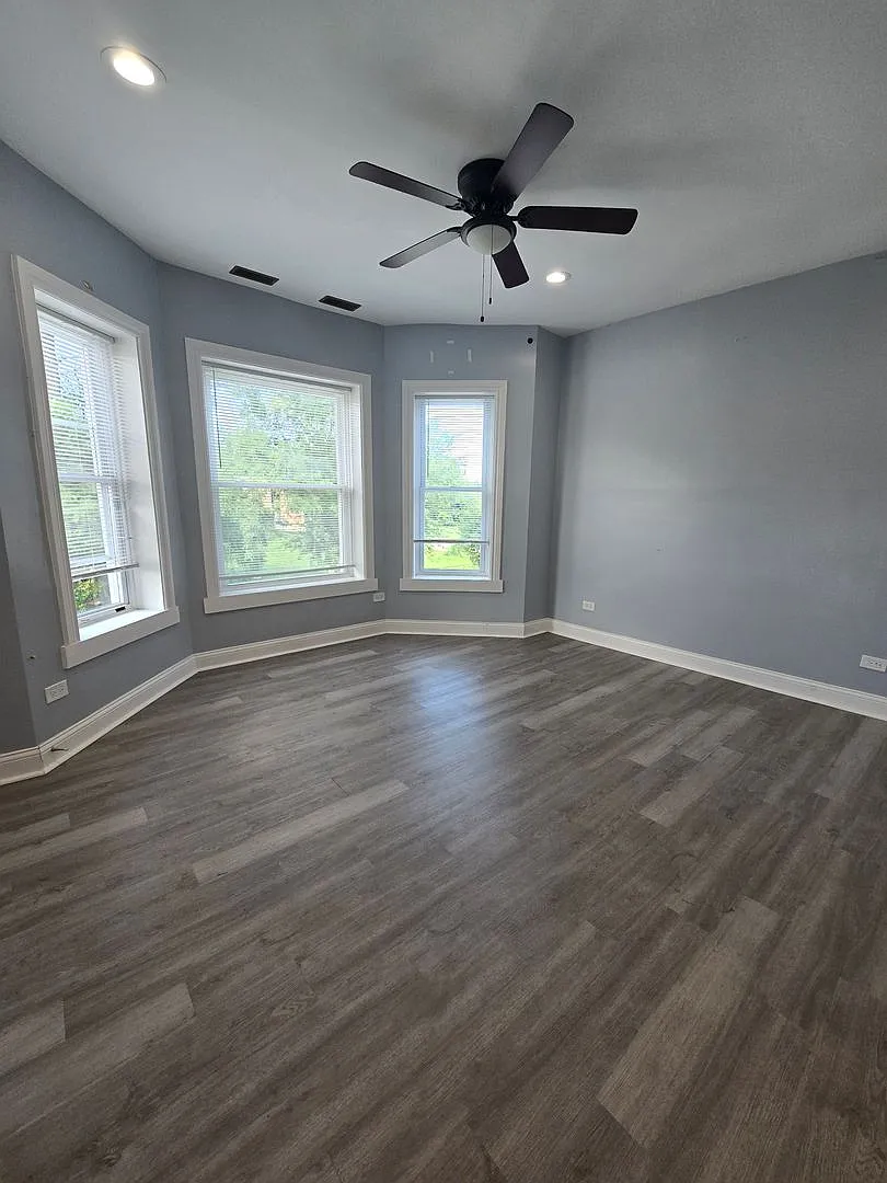 1111 W 62nd Street - LO — Photo 3