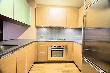 Rented by ER (DO NOT USE)