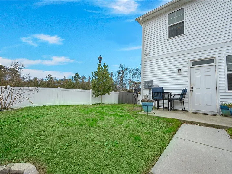 3995 Four Poles Park Dr — Photo 3