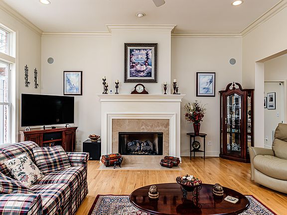 5th image of 245 Morgan Creek Way