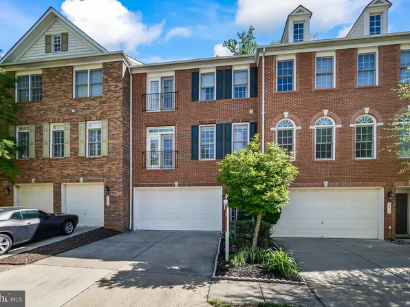 8318 Dockray Ct, Lorton, VA 22079