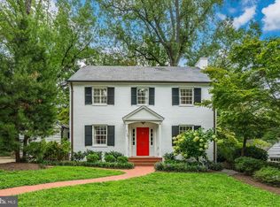 5106 Duvall Dr, Bethesda, MD 20816