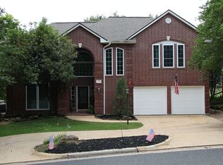 350 Broadmoor Dr, Huntsville, TX 77340