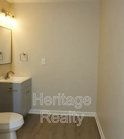 867 Westgate Dr — Photo 35