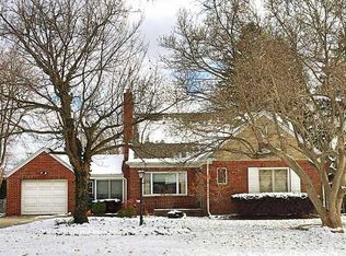 2832 Densmore Dr, Toledo, OH 43606