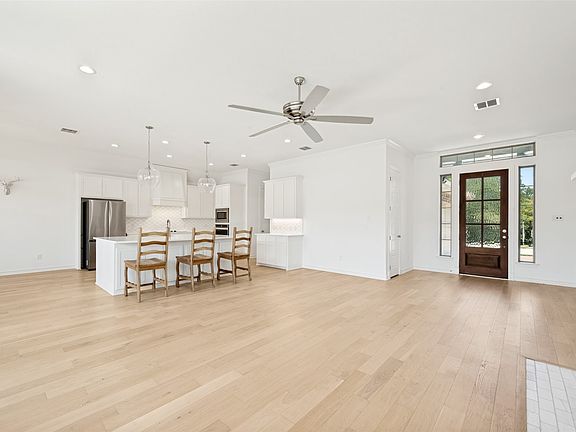 4th image of 11049 Hawkins Home Blvd