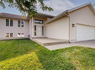 3162 Lakeridge Dr NW, Rochester, MN 55901